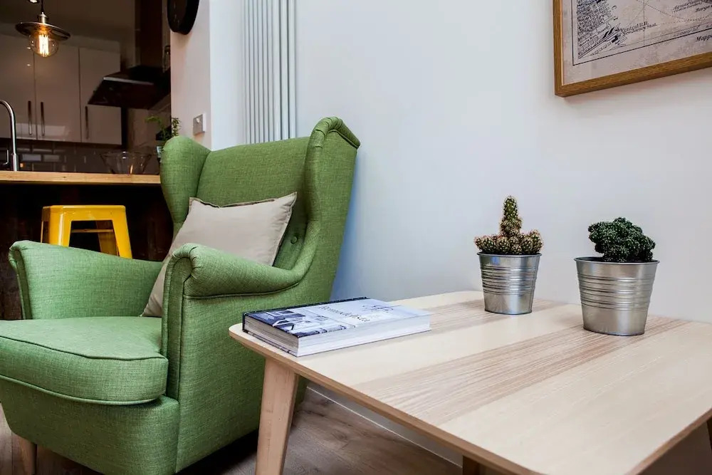 Stunning 4 Bed East London Apartment Sleeps 10
