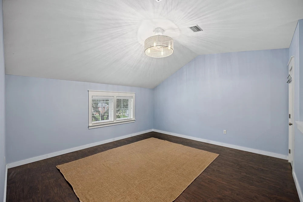 1284 Laurel Grove 3 Bedroom Home