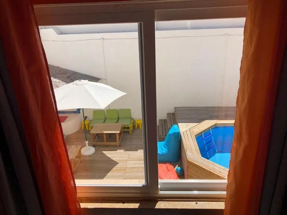 Surfers Den Ericeira