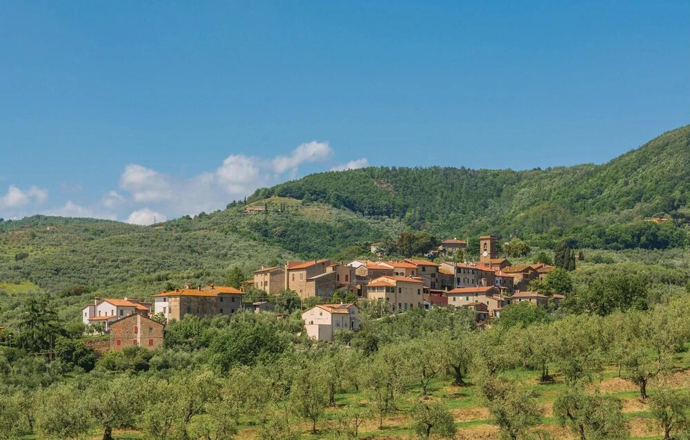 Amazing Apartment in Larciano PT With 1 Bedrooms, Internet and Outdoor Swimming Pool