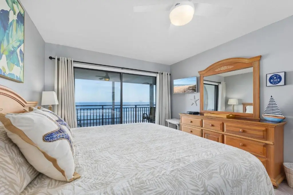 Windjammer 403, 2 Bedrooms, 4th Floor, Ocean Front, Elevator, Sleeps 6