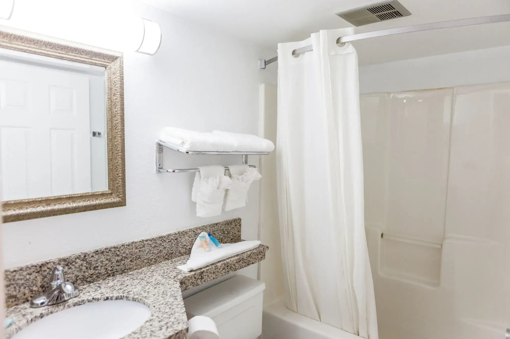 Envi Boutique Hotel Henderson-Evansville South