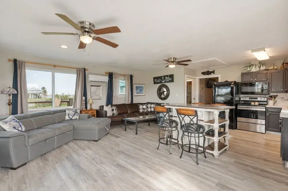 Lazy Lagoon 1 Bedroom Home