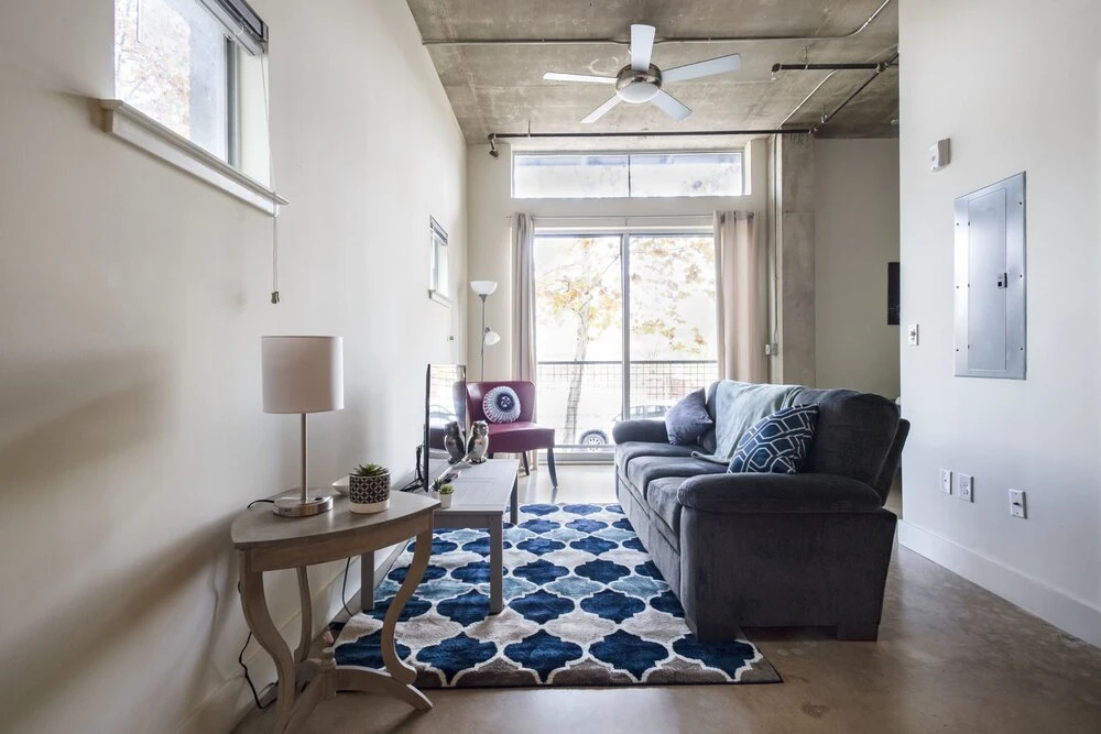 1 BR Loft Next to Riverwalk by Frontdesk