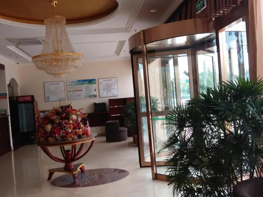Отель GreenTree Inn Beijing Fangshan Liangxiang University Town Hotel