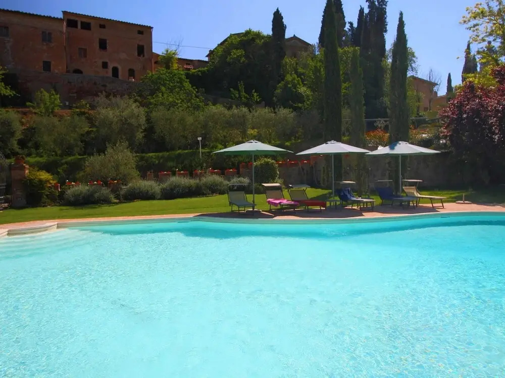 Farmhouse in Montalcino with Pool and Garden