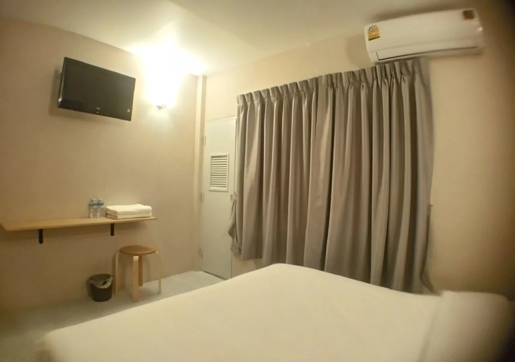 Les BoBo's Backpacker Hostel