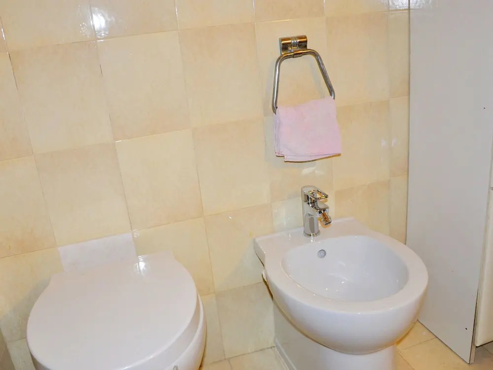 Holiday home with private garden, about 1 km from the lake