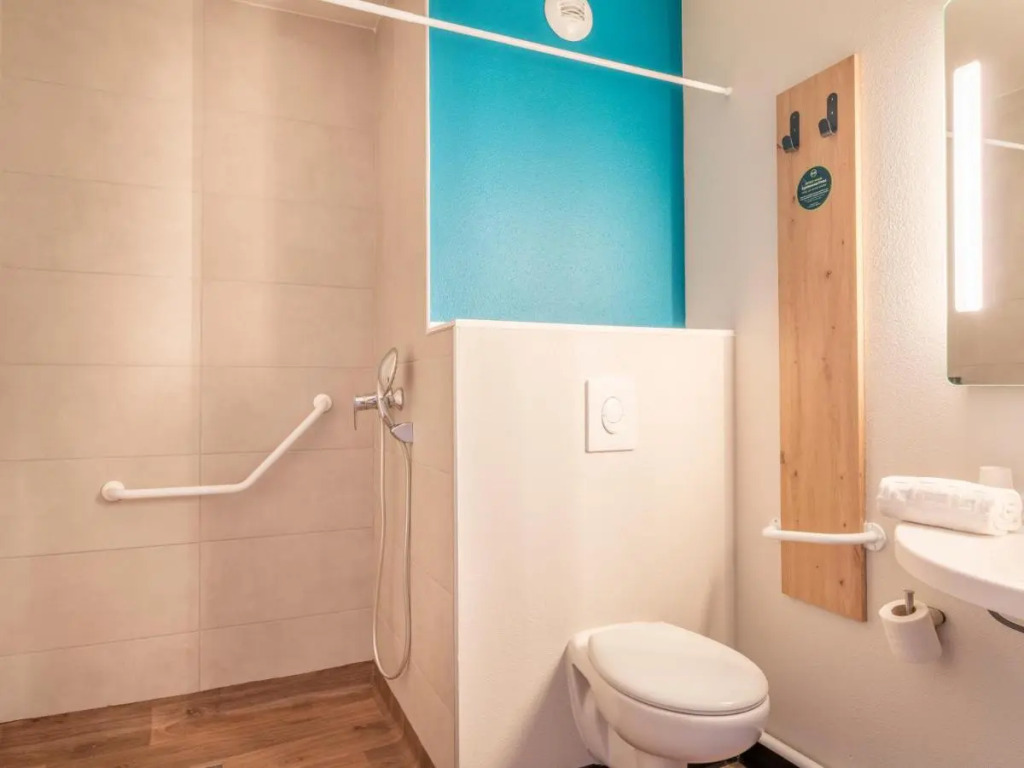 B&B HOTEL Saint-Martin-de-Crau Alpilles Camargue