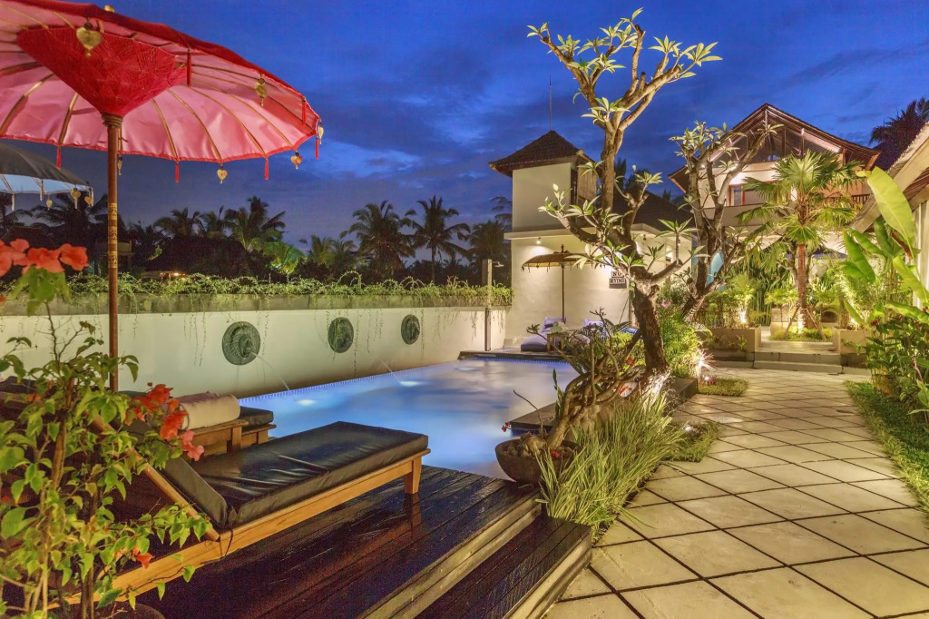 Solo Villas & Retreat
