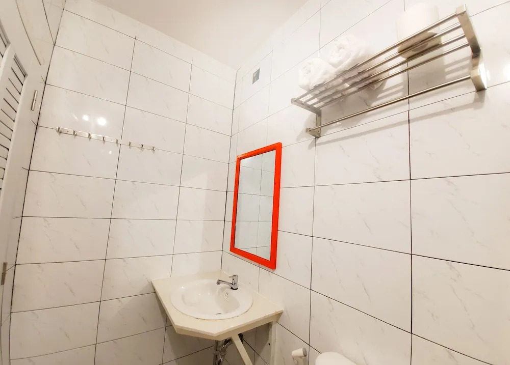 Town House SG