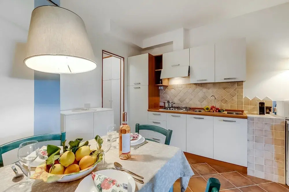 Il Borgo 10/5 700m From The Beach