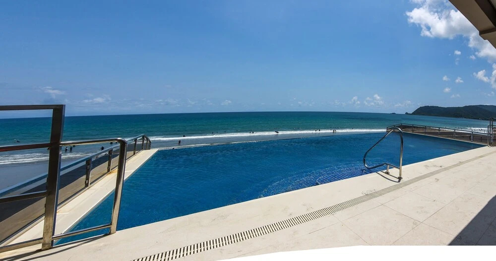Punta Baler Hotel