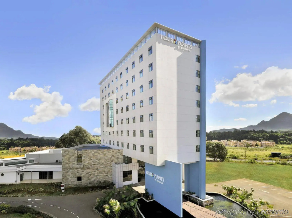 Hennessy Park Hotel