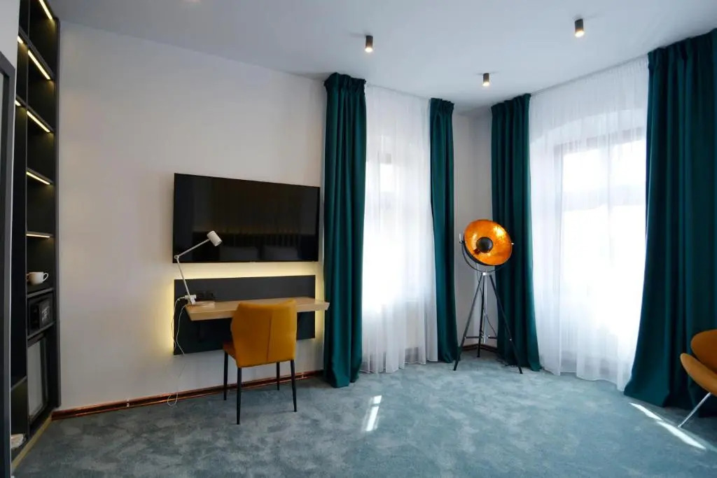 Huet Residence