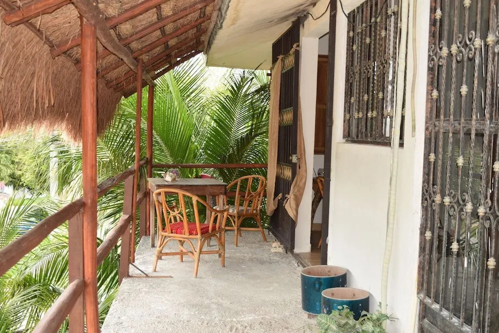 Camping Hostal El Árbol de la Vida
