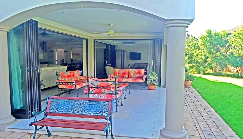 Jeanette's Villa at Westlake