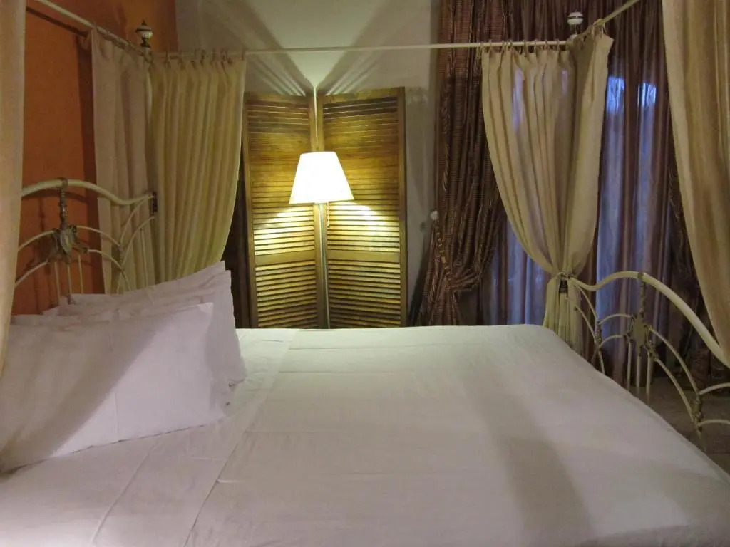 Aiolides Hotel