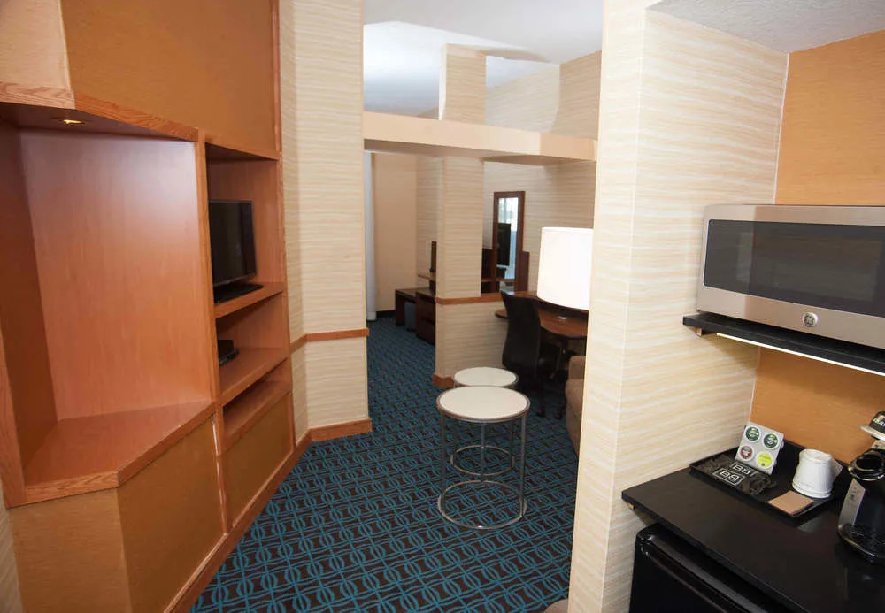 Fairfield Inn & Suites Akron South