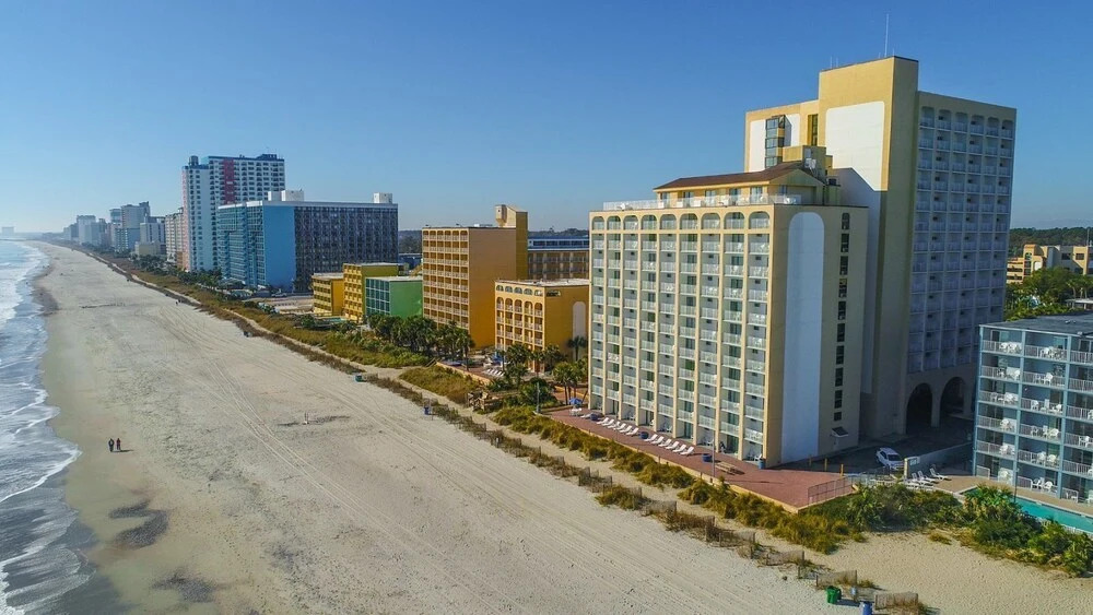 Recently Renovated Oceanfront Double Full Suite! Sea Mist 20909- Sleeps 2-4 Guests