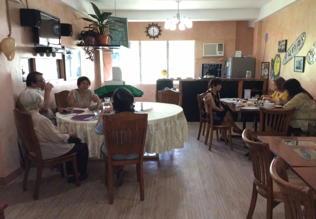 Bahay Ni Tuding Inn & Bistro