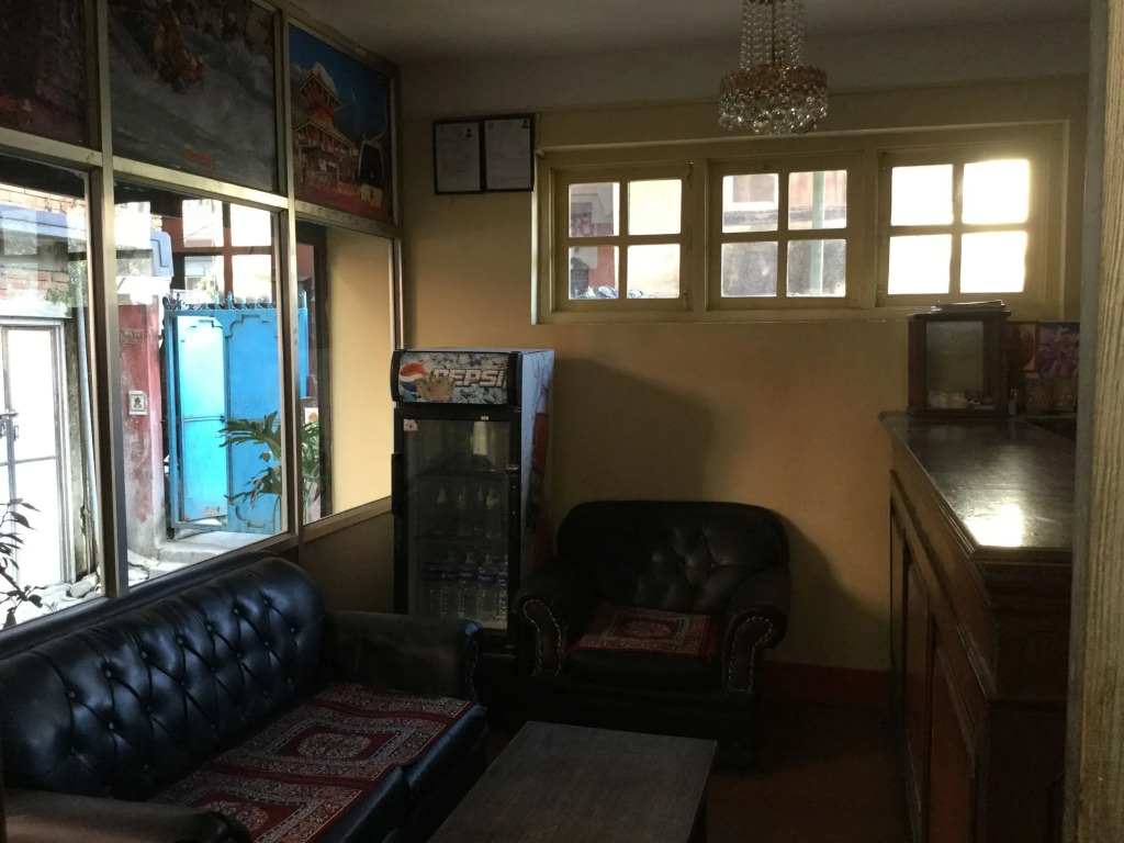 Pashupati Darshan Hotel