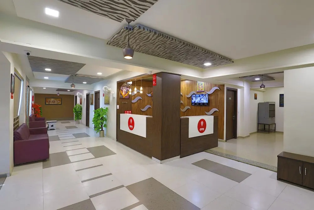 Hongcheon Gogh and Sunflower Pension