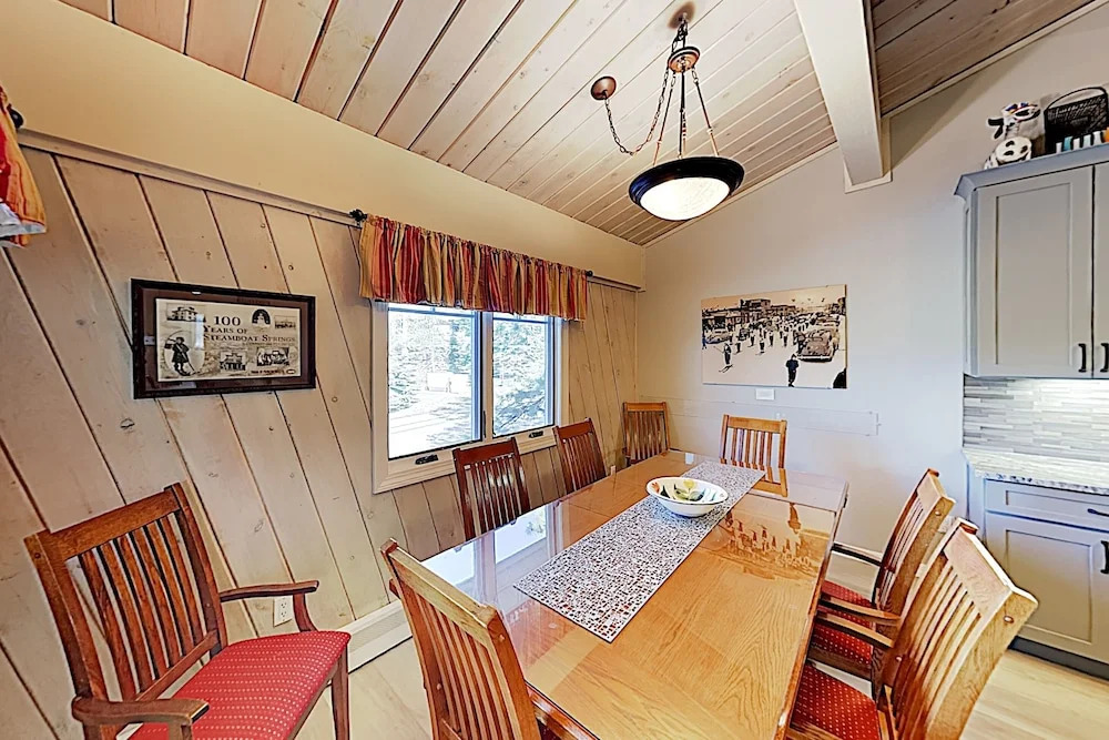 2345 Apres Ski Way House Unit 114 - 4 Br home by RedAwning
