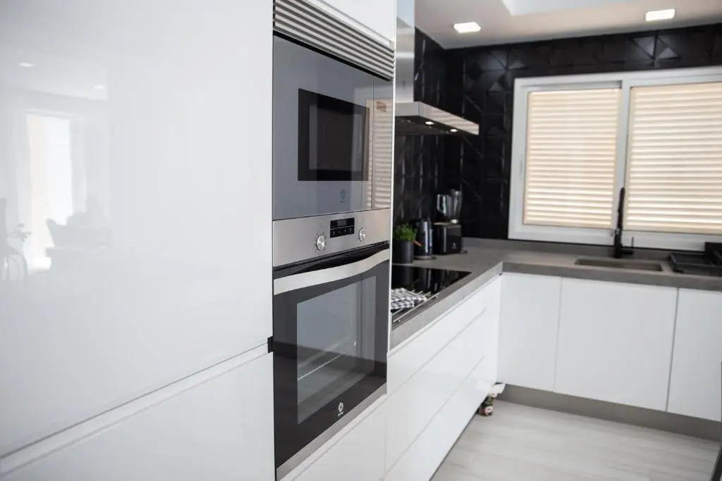 Spacious 200 sq.m. penthouse with sea view terraces