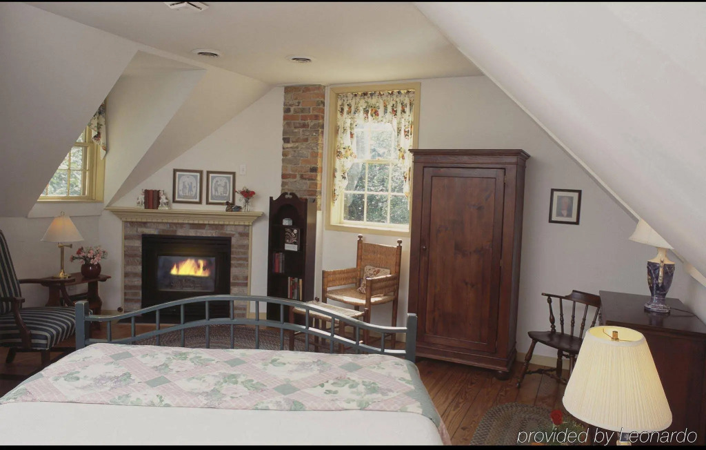 Cedars of Williamsburg Bed & Breakfast