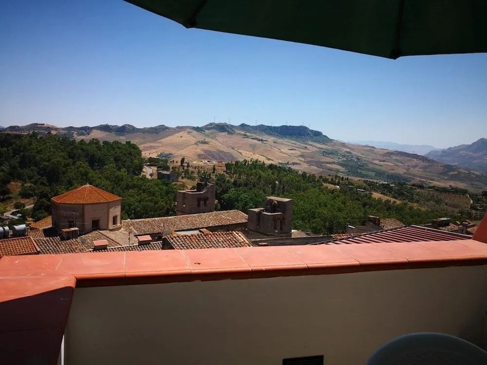 Chiaramonte 20