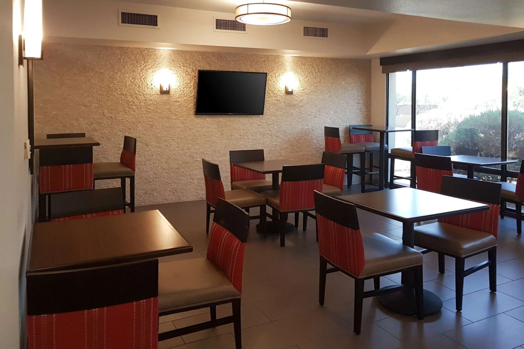 Comfort Inn I-10 West at 51st Ave