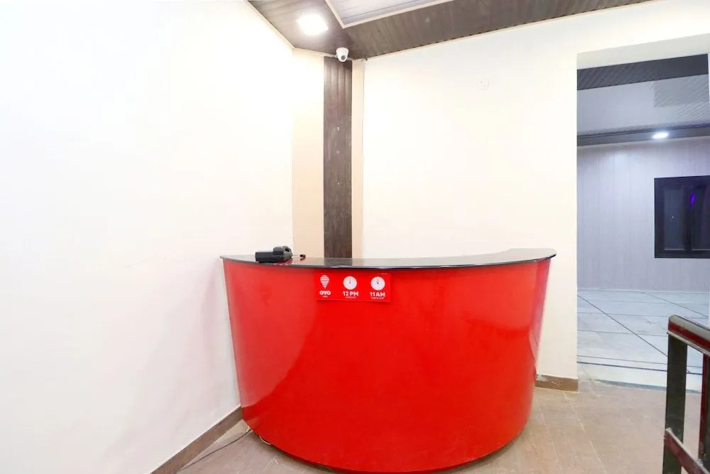 OYO 41743 Hotel Silver