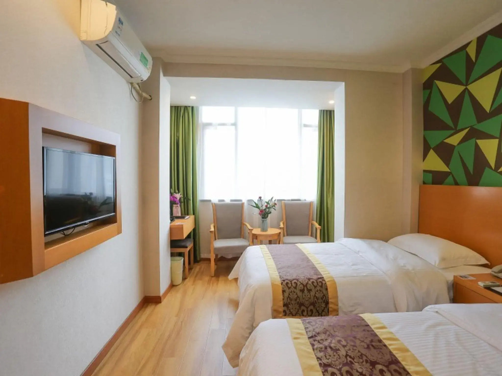 Vatica Hefei Lujiang Road Hotel