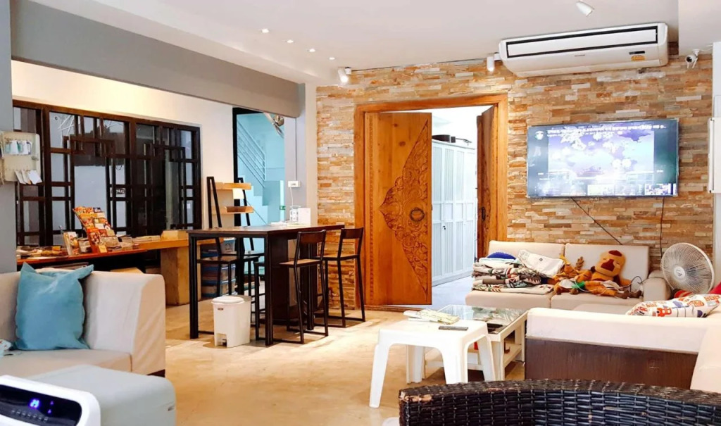Bake Room Hostel