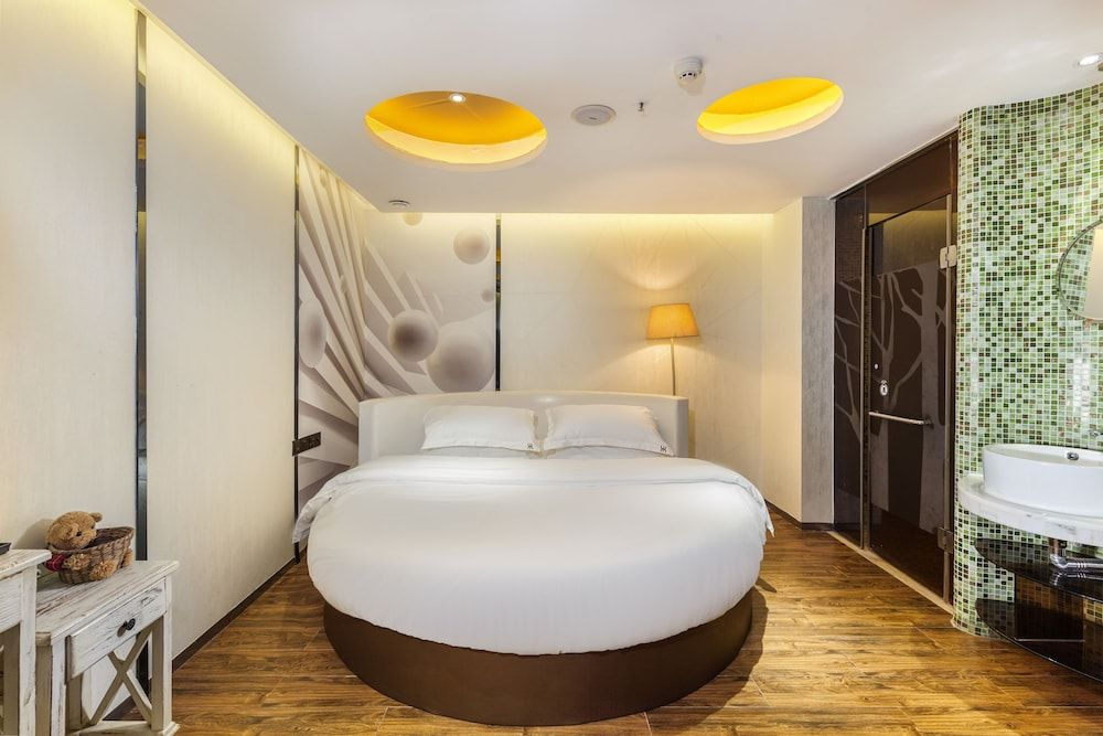 Your Hotel