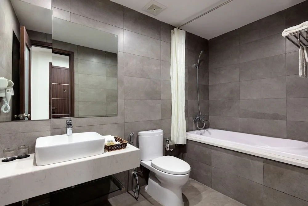 La Batisse Inn Hotel Hanoi
