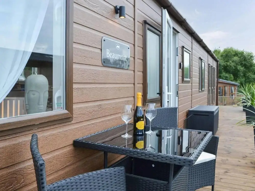 Luxury Boutique Style Lodge With hot tub