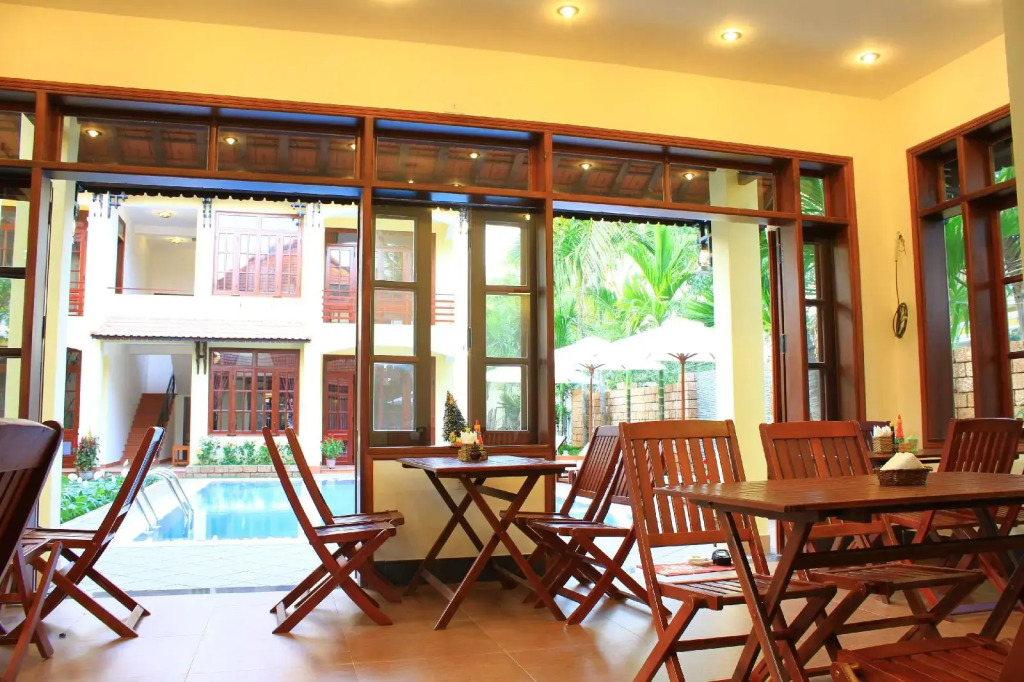 The Earth Villa