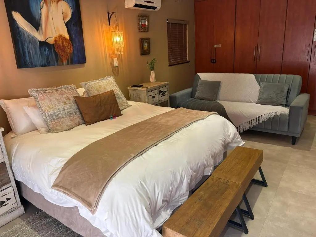Luxury Upmarket Guesthouse 20 on 4th