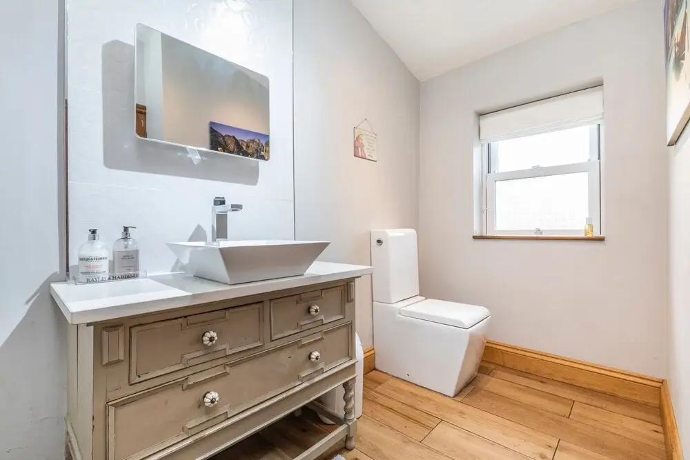 Country Farmhouse, Sleeps 13 & New 8seater Hot Tub