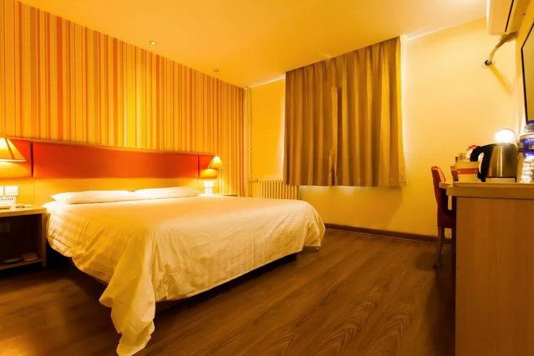 Home Inn (Yuncheng Railway Station)