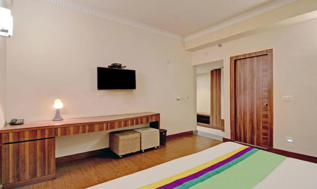 Treebo ASL Prime, Gariahat