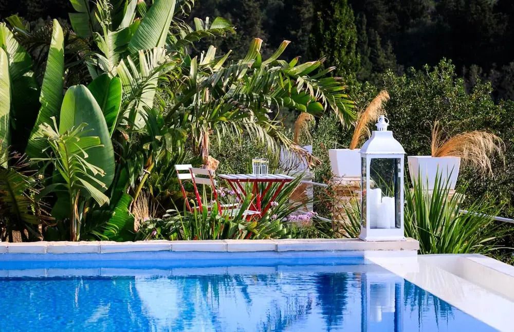 Juniper House - Charming 3 bed Villa With sea View
