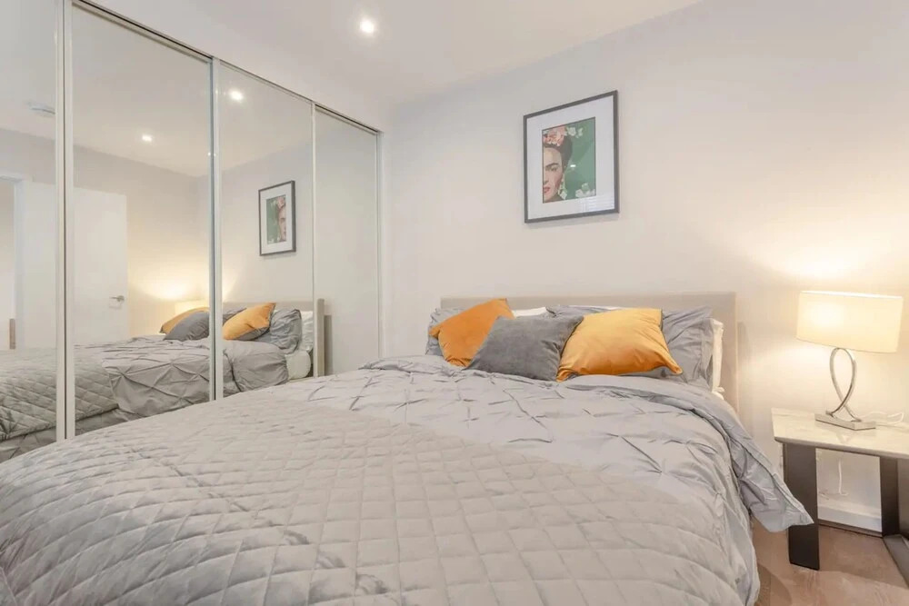 Modern Flat in the Heart of West London
