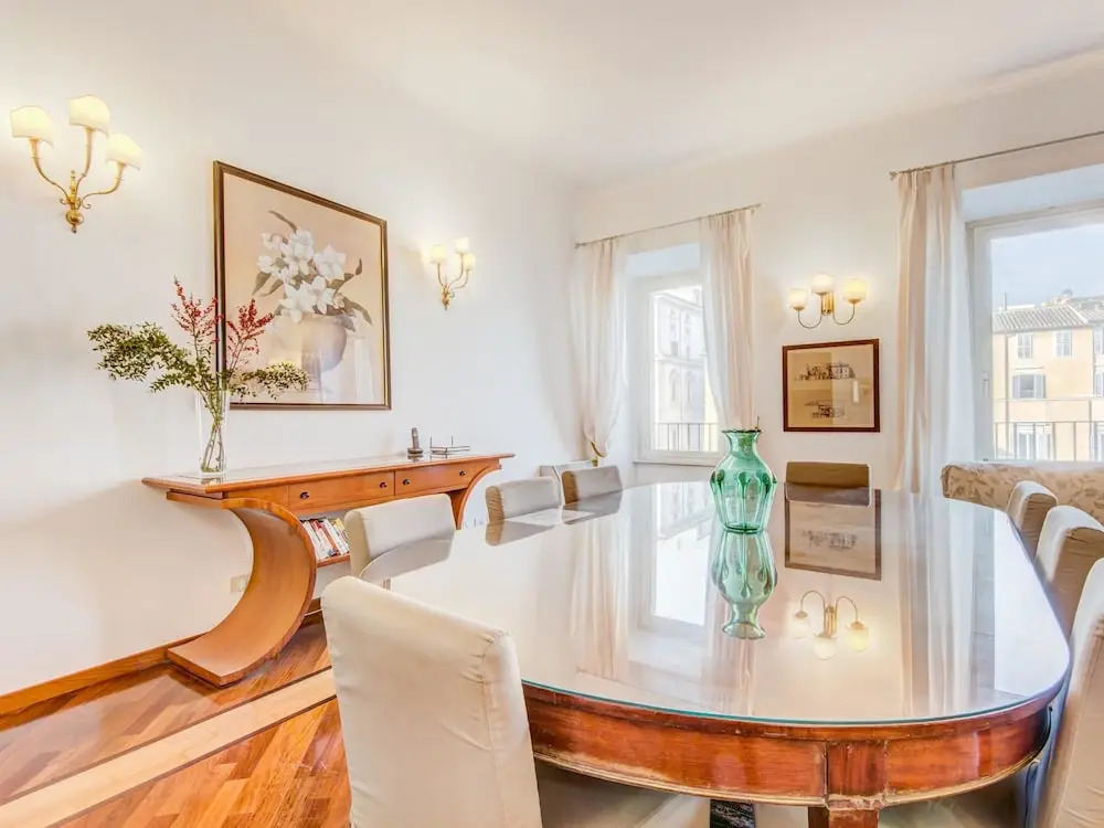 RSH Bernini Luxury Panoramic Apartment