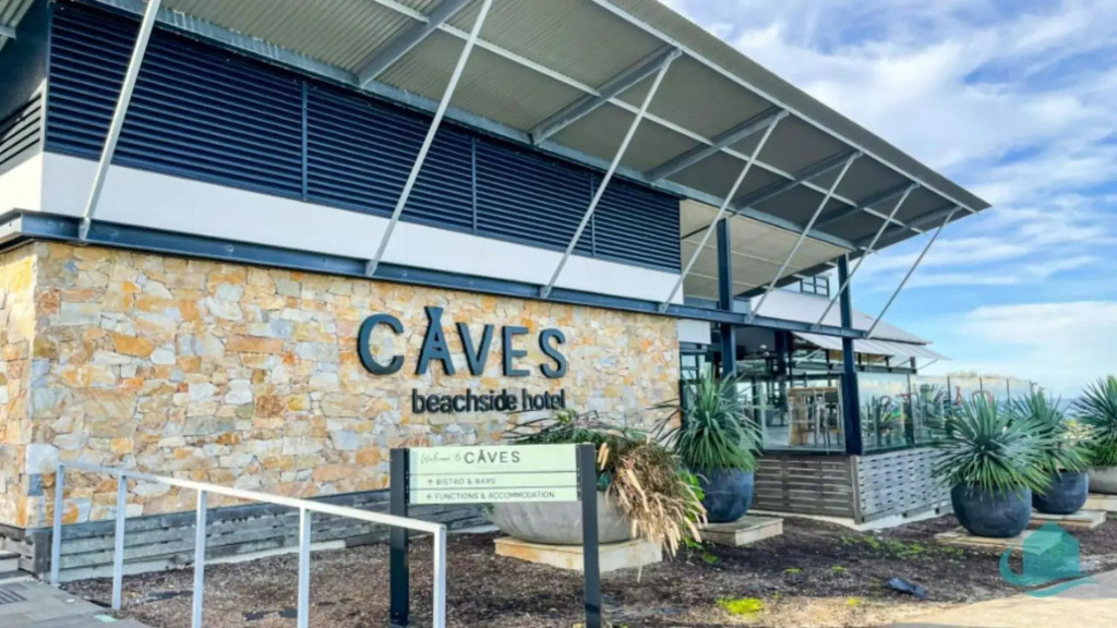 Beachside Oasis - Caves Beach + resort pool access