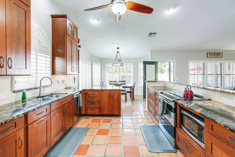 3 Mi to Dtwn: Home w/ Heated Pool in Gilbert