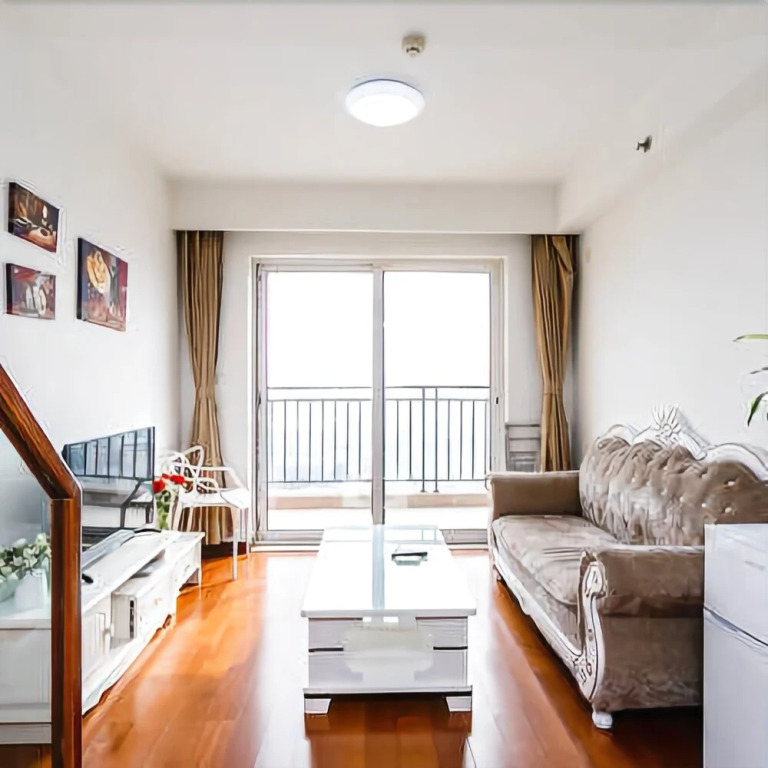 Qingdao Haizhijie Holiday Hotel