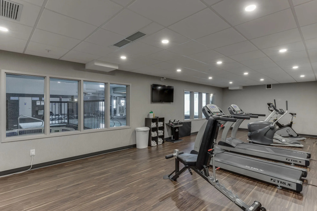 Home Inn & Suites Saskatoon South